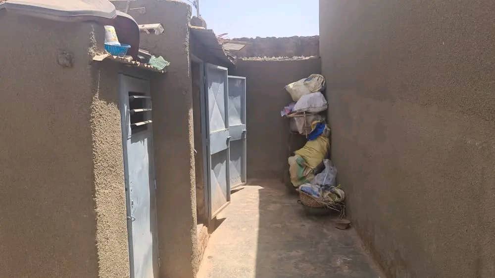 Celibaterium en vente à Karpala