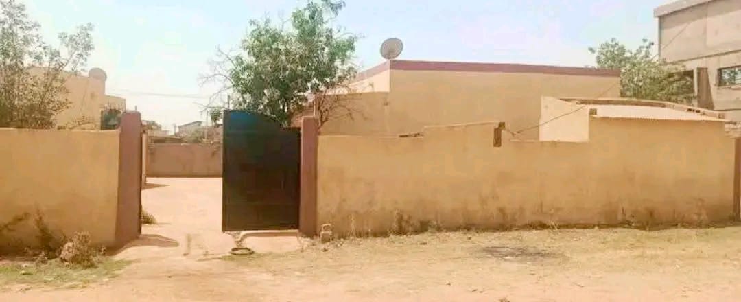 Celibaterium en vente à Kamboinsin